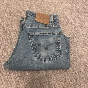 Vintage Levi’s 550 Relaxed fit jeans waist 33